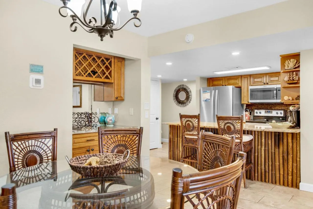 Apartment Holiday Surf And Racquet Club 101 United States
